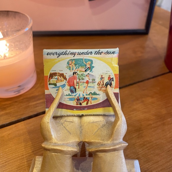 Vintage Wilbur Clark's Desert Inn - Las Vegas, Nevada Souvenir Matchbook - Picture 2 of 7